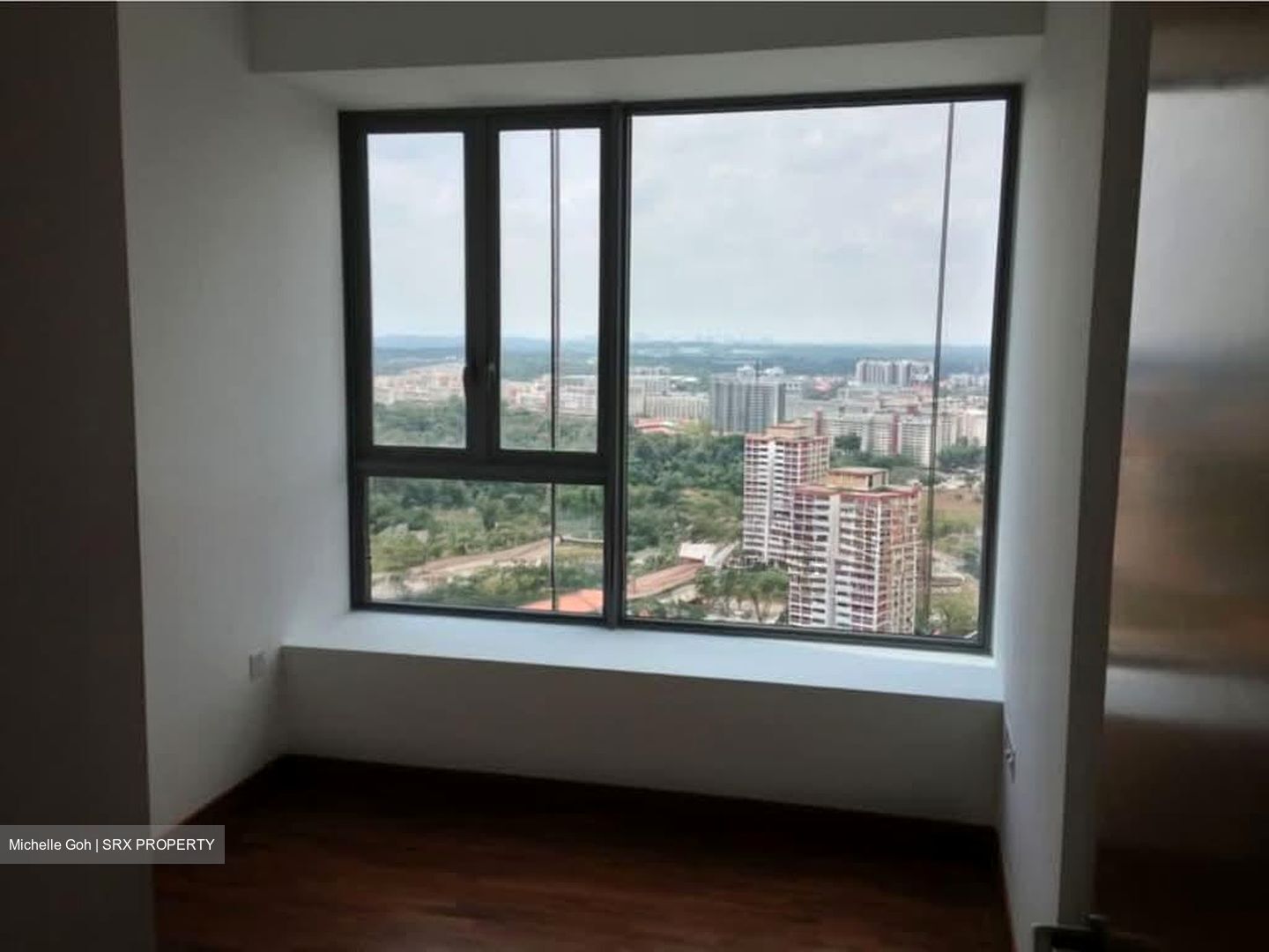 Centro Residences (D20), Condominium #556262331